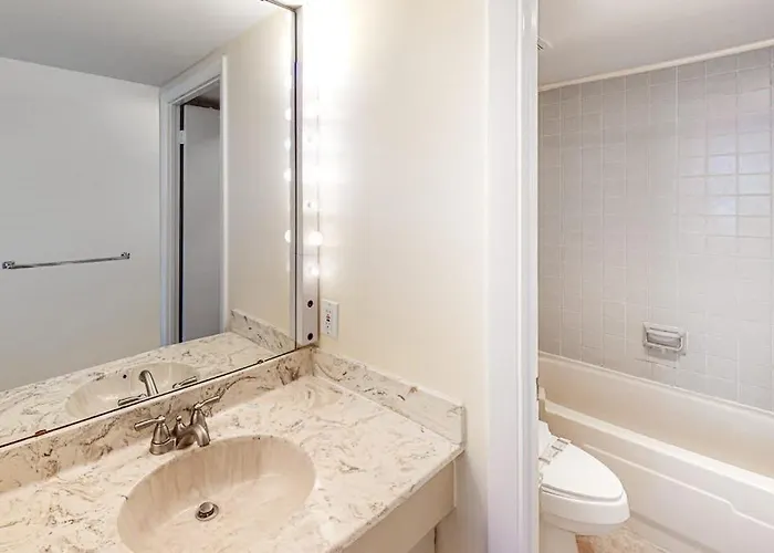 Darling Oceanfront With Balcony Washer & Dryer Ac Pools & Game *