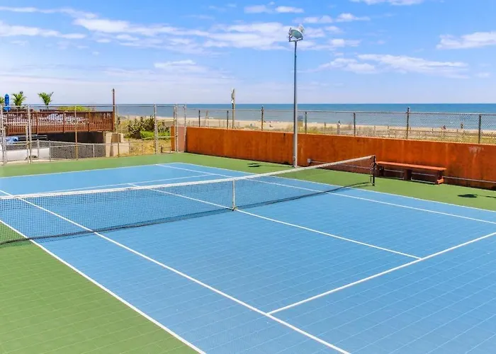 Holiday home Darling Oceanfront With Balcony Washer & Dryer Ac Pools & Game *