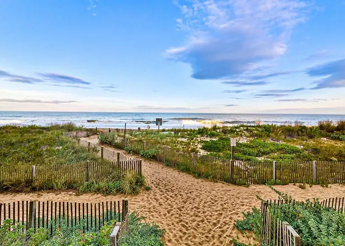 Holiday home Darling Oceanfront With Balcony Washer & Dryer Ac Pools & Game *